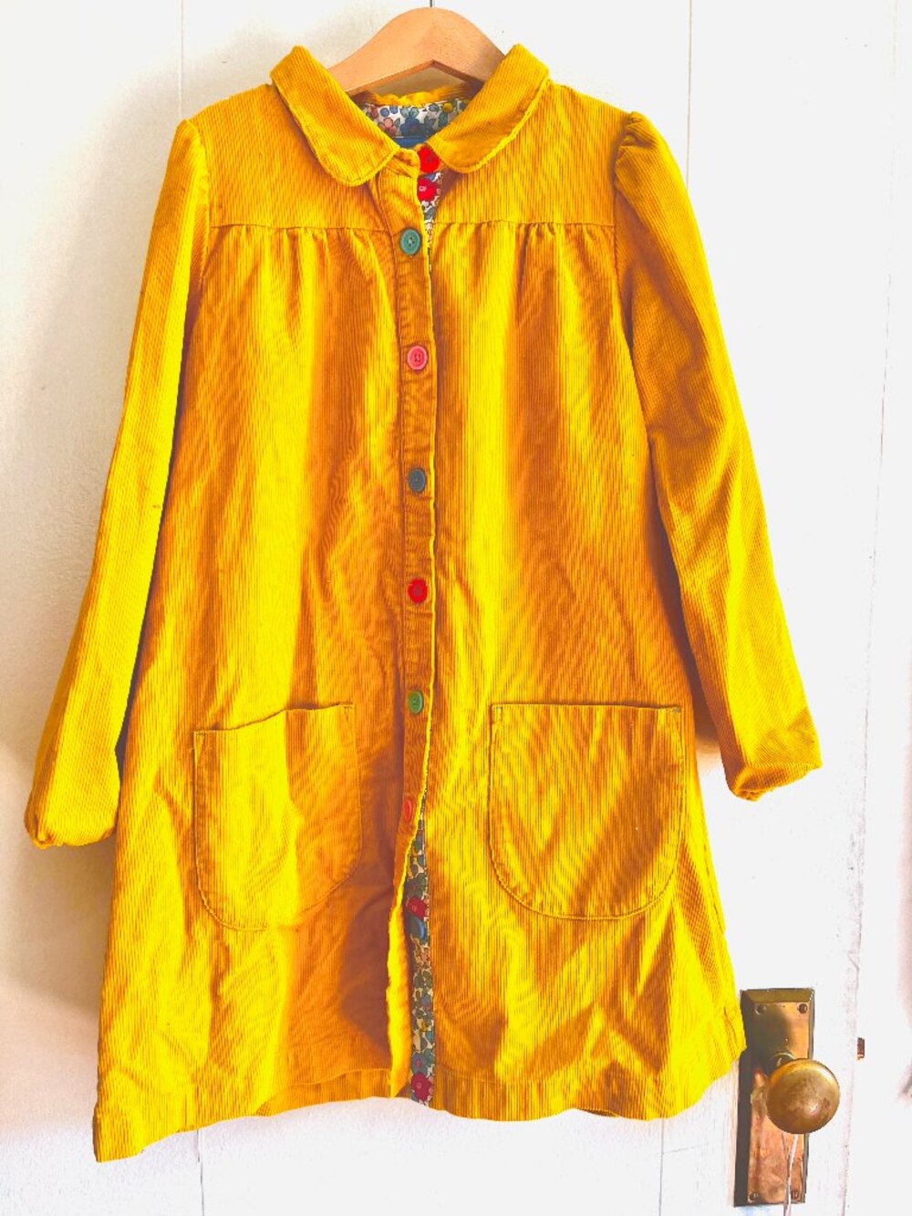 Mini Boden Yellow Cord Button-Up Dress  with colorful buttons, pockets 8-9 yrs